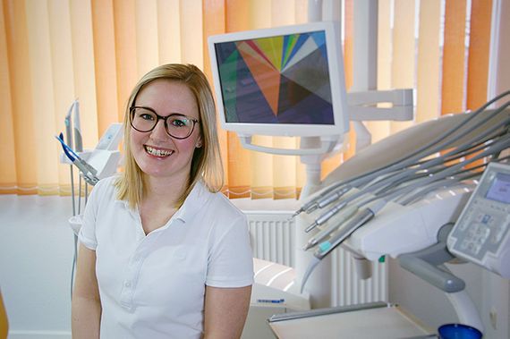 Zahnarztpraxis Dr. Carsten Schäfer in Hannover, Frau Profitlich
